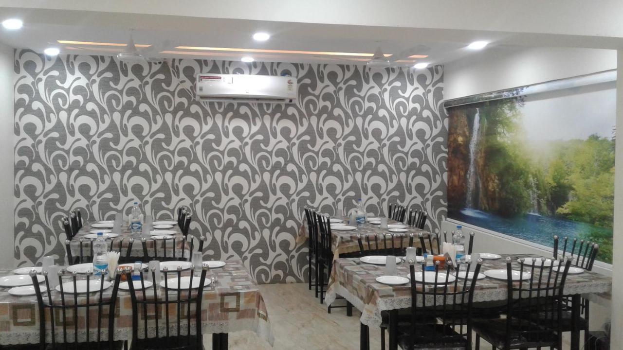 Hotel Nilay Dwarka  Luaran gambar