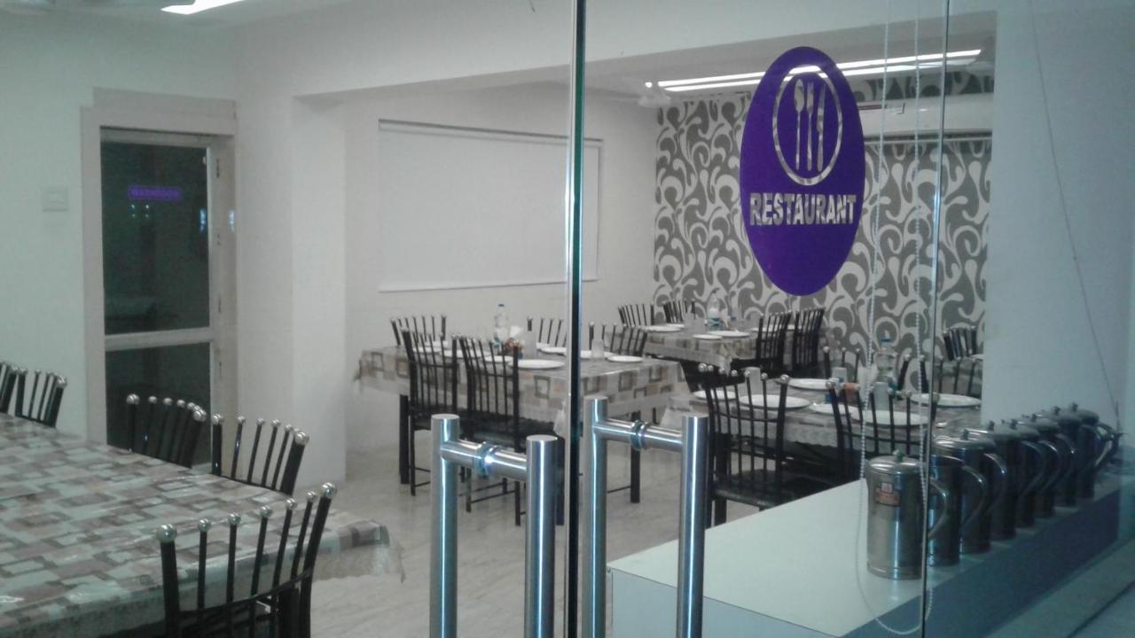 Hotel Nilay Dwarka  Luaran gambar